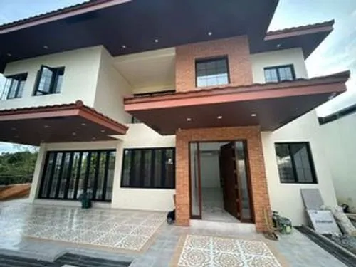 Ronnie Residences